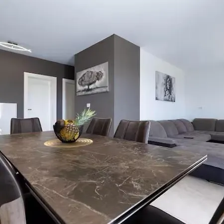 Apartment Miriam Kastela